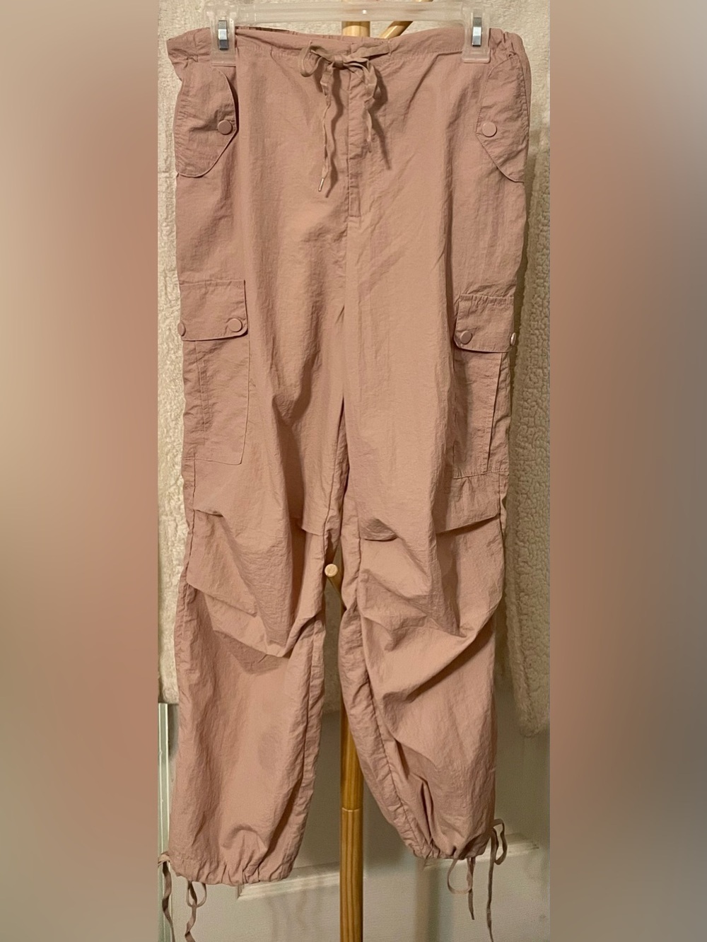 Women's BaeVely Cargo Pants in Dusty Rose